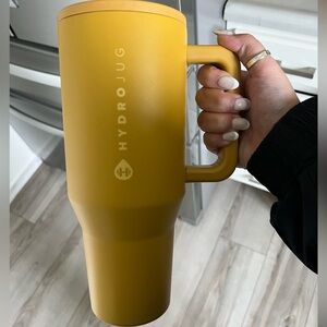 HydroJug 40oz in Honey